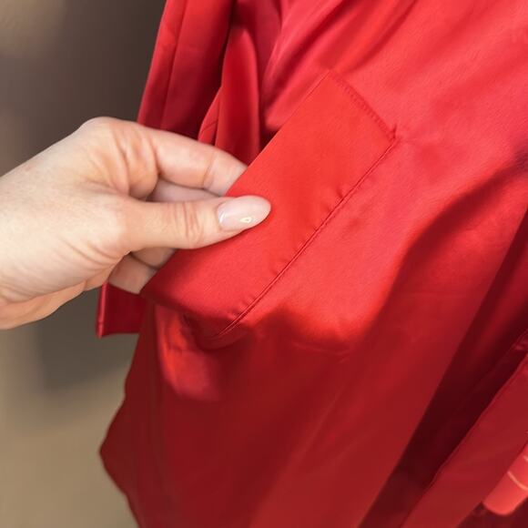 Vintage Victoria Secret Silky Red Nightgown and Robe Set Size Medium - Picture 5 of 12